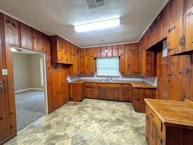 Building Photo - 4315 Brandon Ave