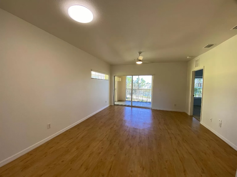 Building Photo - 2060 Willow Hammock Cir