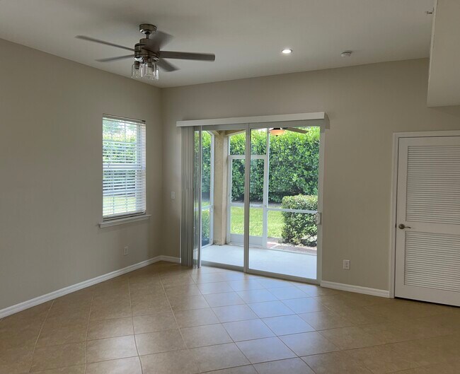 Building Photo - 7511 Oakshade Cir