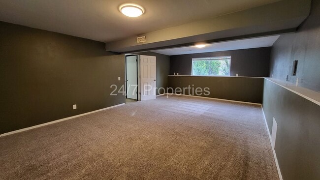 Building Photo - 3BD I 2BA Home w/ Large Yard - Beaverton!