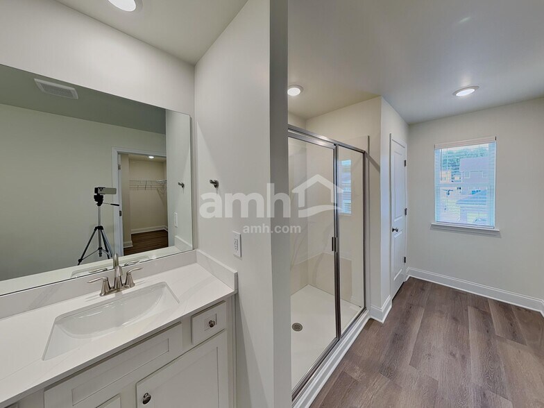 Building Photo - 3545 Shane Hill Rd SW