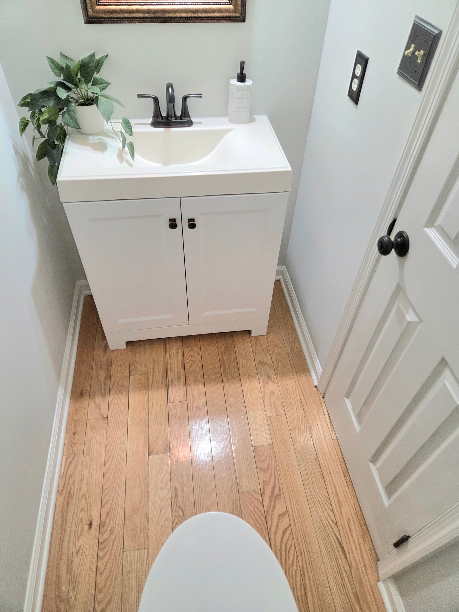 Building Photo - 5407 Leeway Ct