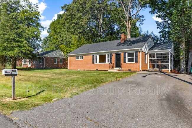 Building Photo - 6220 Debora Dr