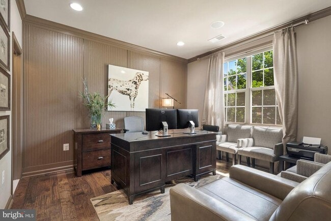 Building Photo - 22595 Willington Square