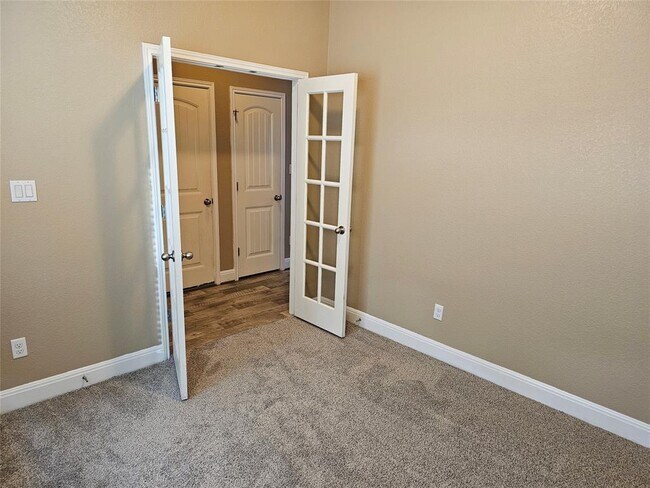 Building Photo - 413 Drystone Trail
