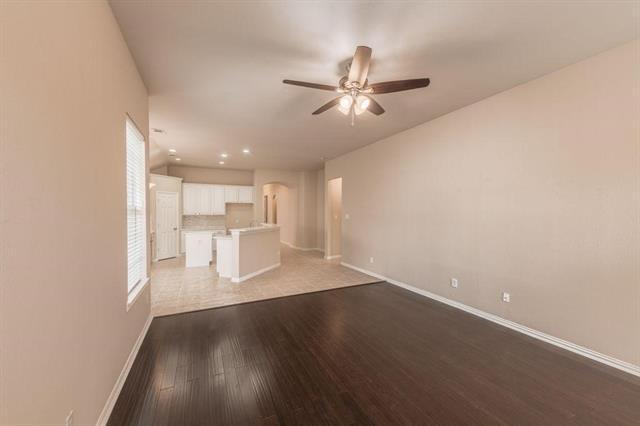 Building Photo - 2034 Westbury Ln