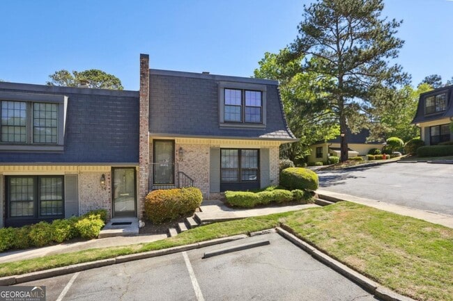 Building Photo - 73 La Rue Pl NW