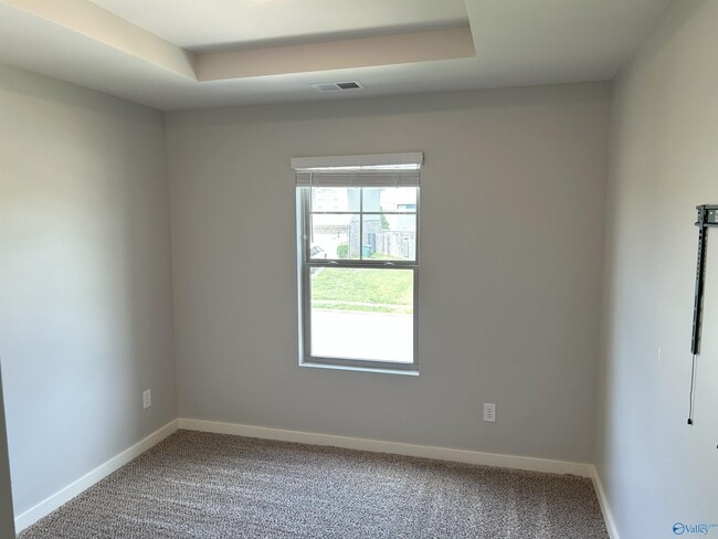Building Photo - 26106 Valley Ridge Rd