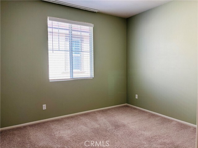 Building Photo - 40681 Birchfield Dr