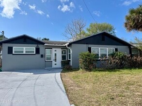 Building Photo - 288 Boylston Ave