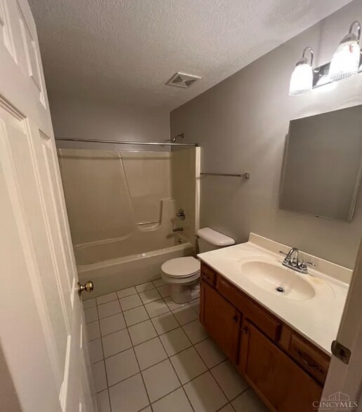 Building Photo - 3701 W Galbraith Rd