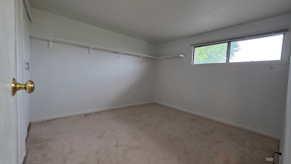 2nd bedroom - 317 Whidah Ct