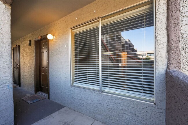 Building Photo - Charming 2BR Condo in Mesa