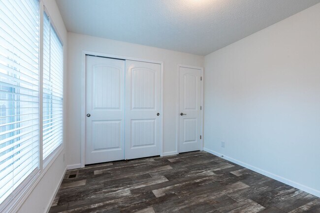 Building Photo - Charming 3-Bedroom Home with Spacious Yard in North Tulsa