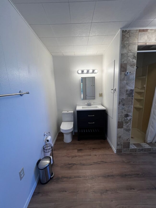 Building Photo - For Rent – Private Desert Retreat in Wonder Valley