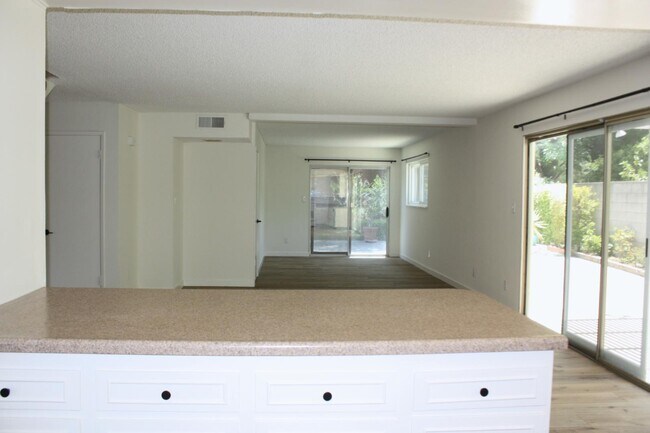 Building Photo - 8409 Joan Ln