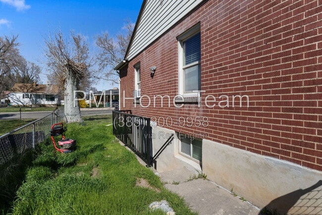 Building Photo - 732 Campbell Heights
