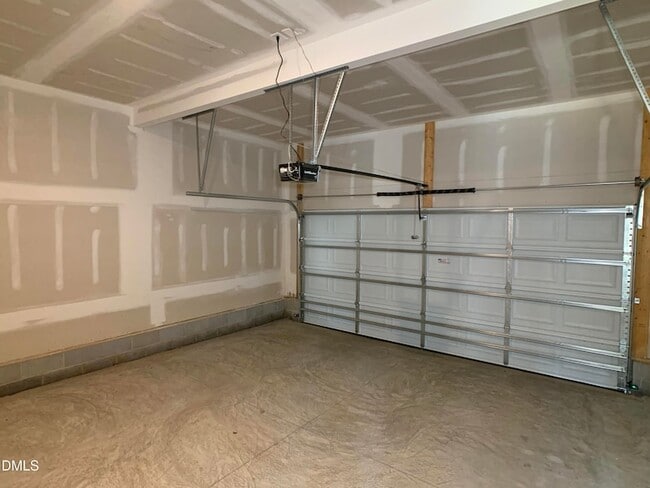 Building Photo - 85 Henhouse Ct