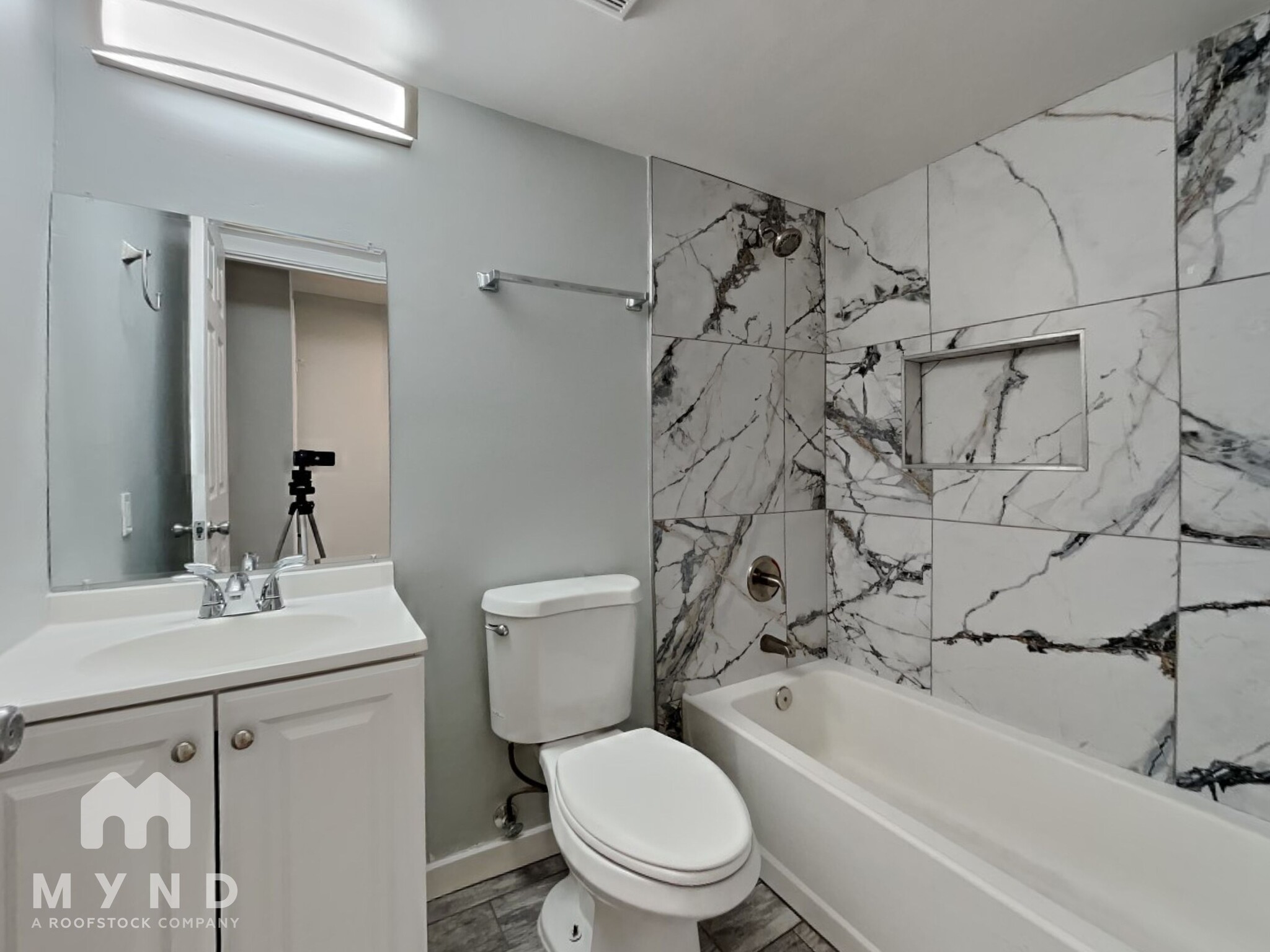 Building Photo - 12707 W Tasha Dr
