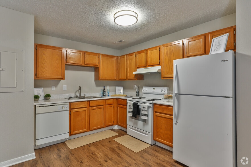 Primary Photo - Canaan Pointe Apartments