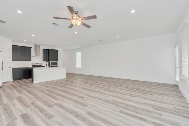 Building Photo - 12312 Maria Heights Ct