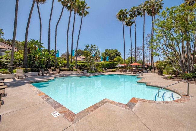 Building Photo - Rancho Del Mar