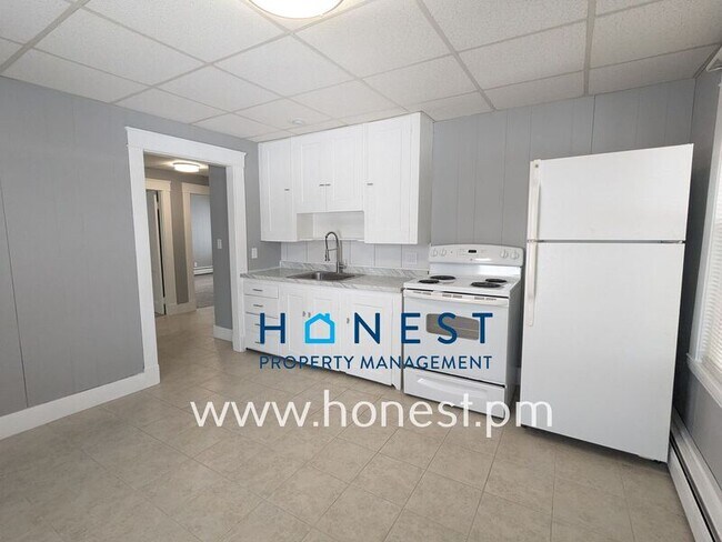 Building Photo - 73 Kennedy Memorial Dr