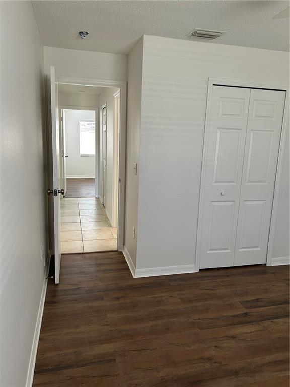 Building Photo - 1515 Silktree Ct