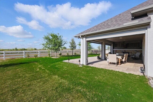 Building Photo - 12424 Blue Granite Dr