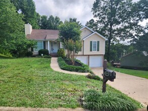 Building Photo - 6815 Benwood Dr