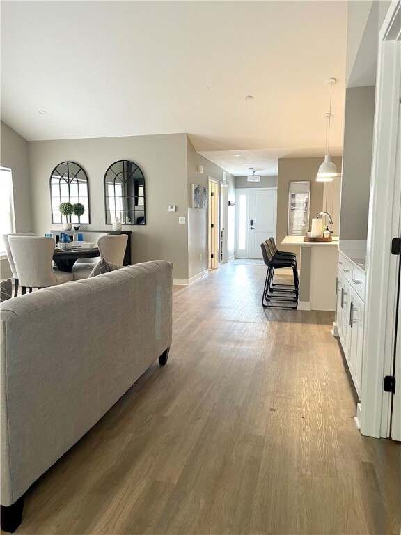 Building Photo - 600 Championship Dr