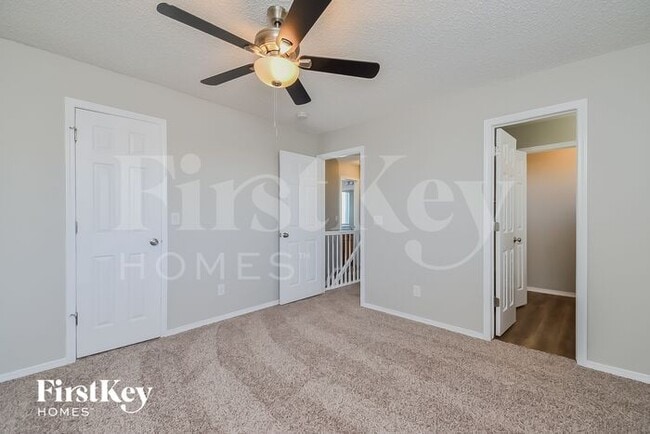 Building Photo - 2456 Pinyon Jay Dr