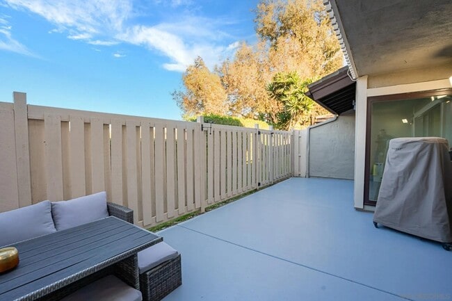 Building Photo - Amberwood