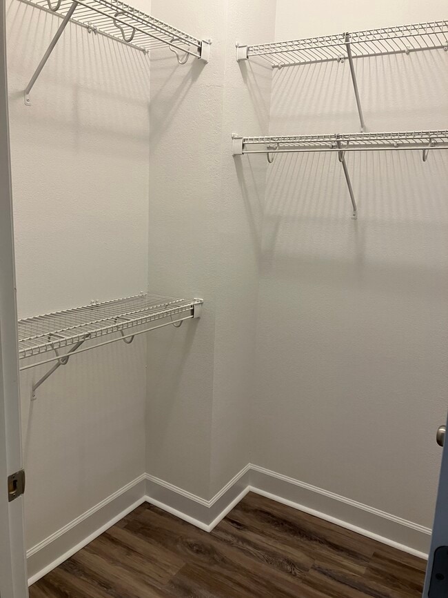 Building Photo - 113 Heyward Dr