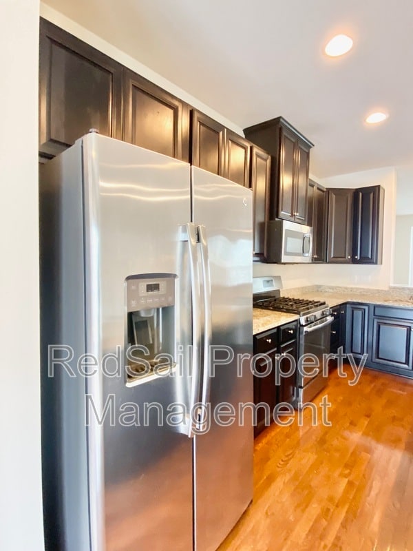 Building Photo - 121 Williamson Park Ln
