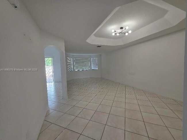 Building Photo - 11525 NW 71st St