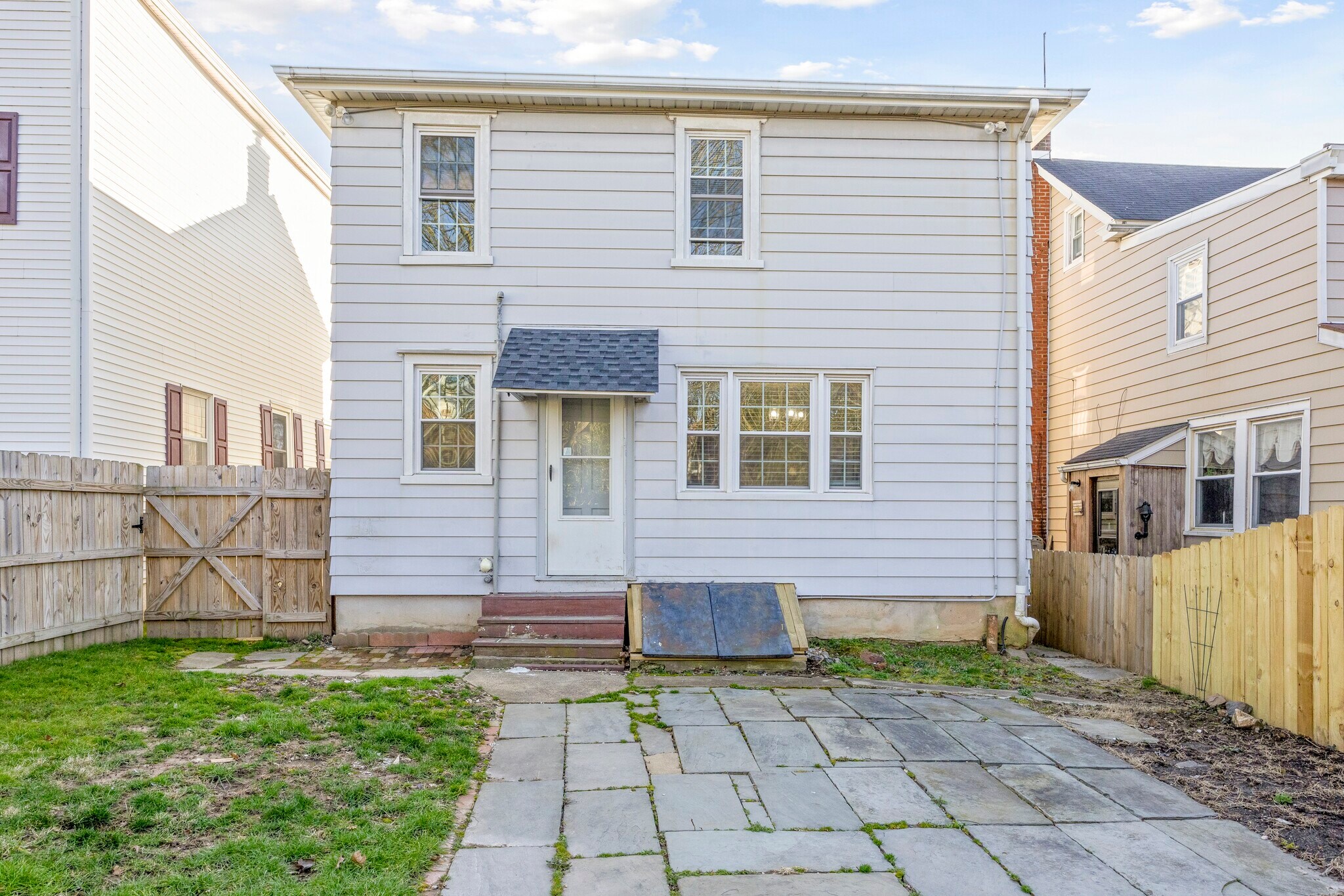 Building Photo - 117 N 3rd St