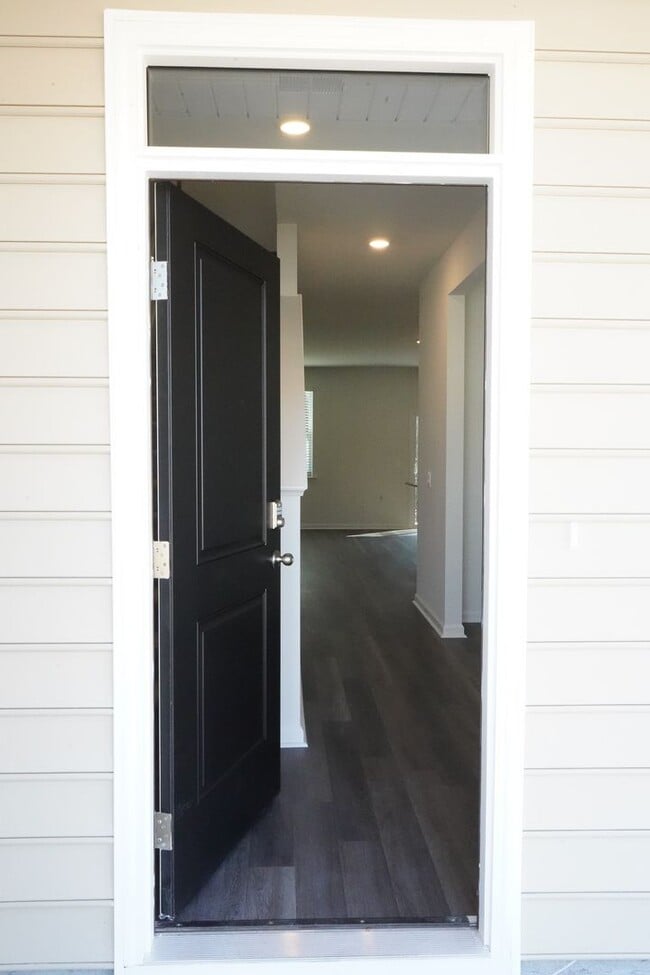 Building Photo - Available Soon!