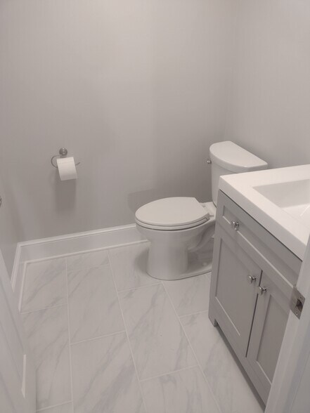 Building Photo - 511 Orchard Ave