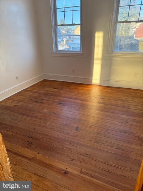 Building Photo - 704 S Pershing Ave