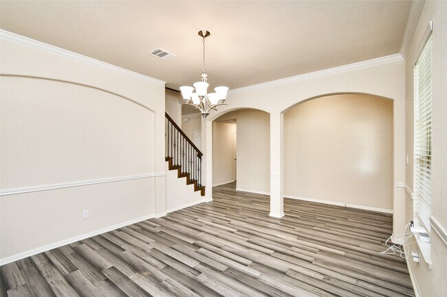 Building Photo - 9155 Monarch Field Ln