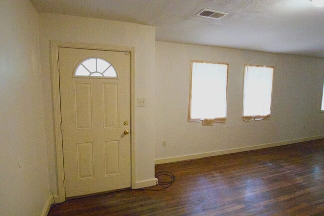 Front door - 2369 Coronet Pl