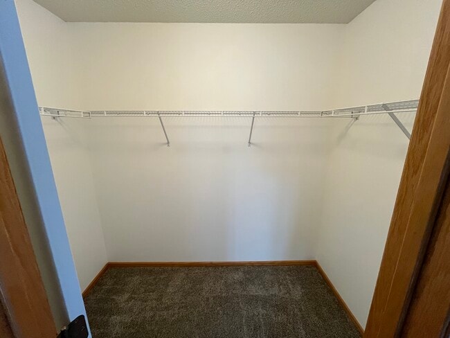 Building Photo - 348 Jolly Ln