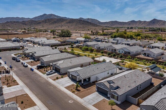 Building Photo - 5209 W San Gabriel Ave