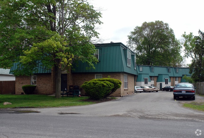 Building Photo - Whitmer Woods