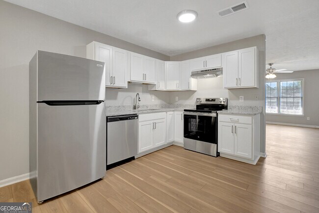 Building Photo - 115 Belle Dr