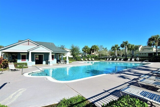 Building Photo - AVALON PARK 3br 3ba townhouse in Northwest...