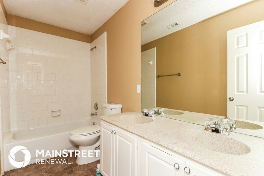 Building Photo - 8309 Orleans Ln