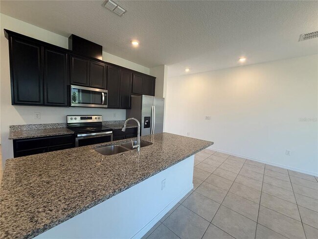 Building Photo - 1413 Garden Arbor Ln