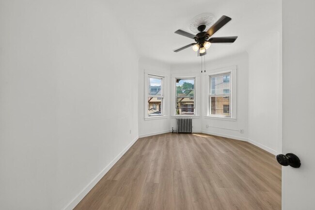 Building Photo - 73 Van Reypen St